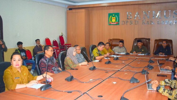 Komisi III DPRD Langkat Undang OJK dan LPS Bahas Penyaluran KUR di BRI Unit Kuala