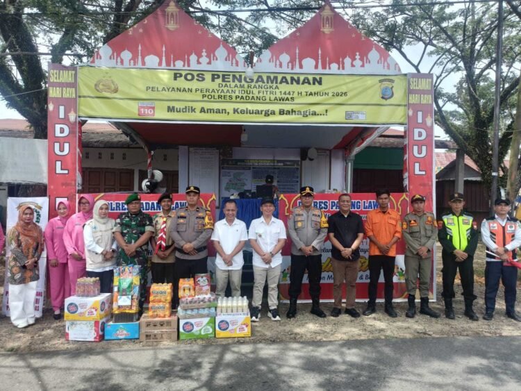 Berikan Motivasi, Kapolres, Bupati Bersama PJU Polres Palas Kunjungi Pos Pam II Sosa Ops Ketupat Toba 2026