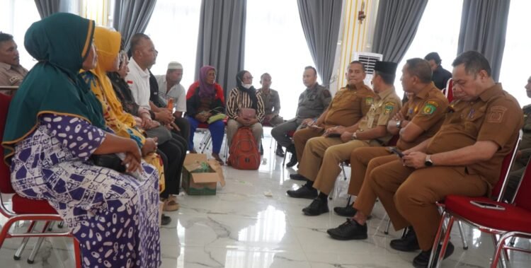 Pemkab Langkat Respon Cepat Aspirasi Warga Besitang Terdampak Banjir