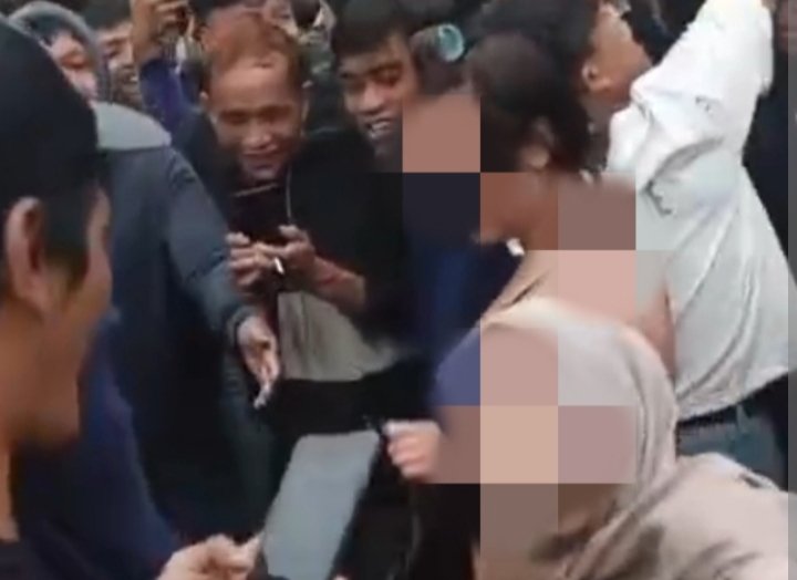 Acara Halalbihalal Desa di Batang Viral dengan Aksi Wanita Joget Setengah Bugil