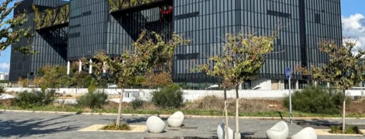 IRGC Ancam Serang Bank dan Ekonomi AS-Israel di Timur Tengah