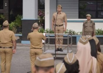 Pimpin Apel Gabungan ASN, Sekda Karo Tekankan Disiplin Gaya Hidup dan Percepatan Program Strategis