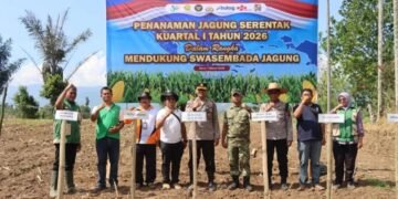 Polres Tanah Karo Tanam Jagung Serentak Dukung Program Swasembada Pangan