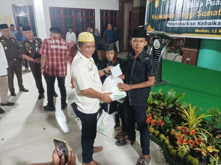 Forwaka Sumut Gelar Safari Ramadan, Santuni Anak Yatim di Kejati Sumut