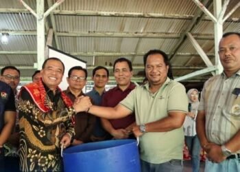 Bupati Karo Hadiri Puncak Gotong Royong dan Sambang Warga di Desa Cinta Rakyat