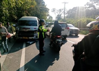 Diduga Ugal-ugalan, Bus Tabrak 2 Motor, 1 Tewas 2 Luka