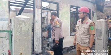 3 Rumah Semi Permanen di Bromo Medan Terbakar
