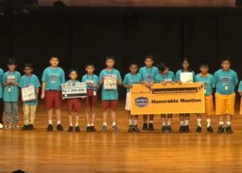 Siswa Kelas 4 SD Sint Yoseph Kabanjahe Antar Tim Raih Honorable Mention di Ajang Robotik Nasional