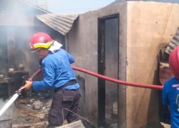 Anak Diduga Bakar Rumah Ibu Kandungnya