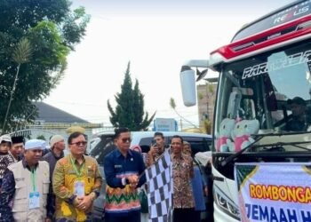 Pemkab Karo Lepas Calon Jemaah Haji Tahun 2026 di Masjid Agung Kabanjahe