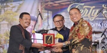 Wujudkan Karo Berbudaya,Bupati Karo Hadiri Konser Emas Ferly Sitepu