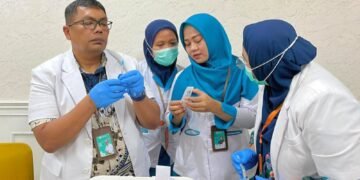 Dukung Penurunan Kasus, RS Adam Malik Lakukan Imunisasi Campak Bagi Nakes