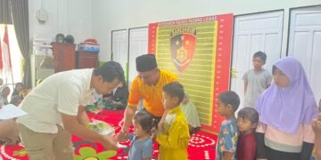 Di Balik Seragam Tegas, Sisi Humanis AKP Irwanshah Sitorus Menyapa Anak Yatim dan Duafa di Jumat Berkah