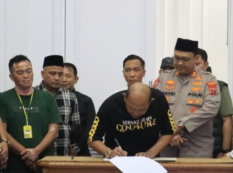 Bupati Langkat, Kapolres dan Forkopimda Selesaikan Konflik Secara Damai