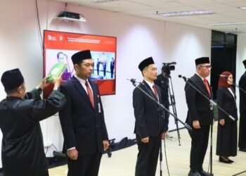 OJK Lantik Kepala Departemen dan Kepala OJK Daerah