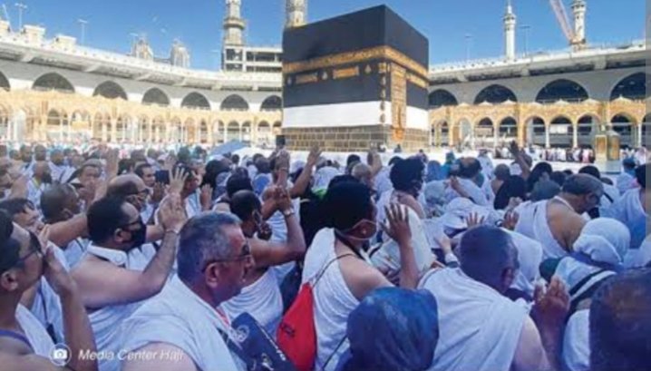 Wacana War Tiket Haji Bikin Heboh, Begini Penjelasan Menhaj Irfan Yusuf