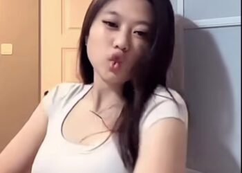 Link Video ‘Vell TikTok Blunder’ Viral, Aksi Liarnya di Atas Ranjang Bikin Meriang