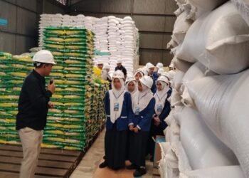 Perum Bulog Edukasi Pelajar Kota Medan