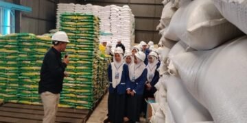 Perum Bulog Edukasi Pelajar Kota Medan