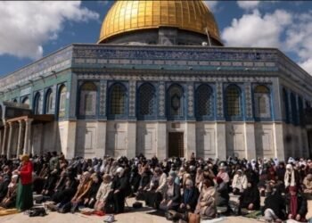 Setelah Ditutup 40 Hari, Masjid Al-Aqsa Dibuka Kembali