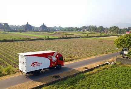 Laporan ESG 2025: J&T Express Fokus pada Green Logistics dan Penguatan Sosial Masyarakat