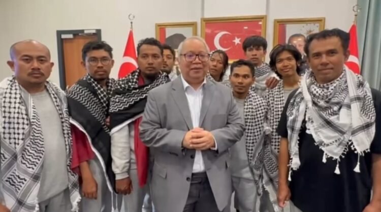 9 WNI Aktivis GSF Dipulangkan Melalui Turki