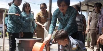 Dukung Ketahanan Pangan, TP PKK Karo Salurkan Bantuan Benih Ikan Lele di Desa Temburun  ​