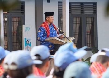 Pimpin Upacara Hari Lahir Pancasila di SMAN 1 Kabanjahe, Ini Pesan Sekda Karo
