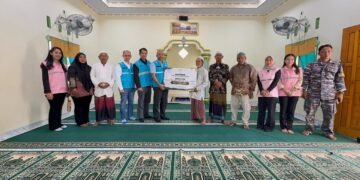 PLN Indonesia Power UBP Pangkalan Susu Salurkan Bantuan Perbaikan Mushola Nurul Huda di Desa Pulau Sembilan