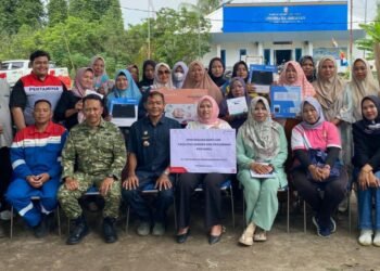 Desa Hamparan Perak Siap Lawan Stunting dengan Kelengkapan Alat Posyandu