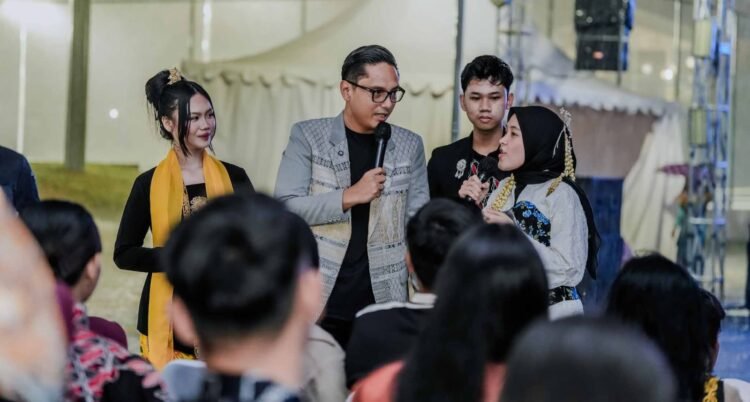 Rico Waas Berdialog Bersama Peserta Youth City Changers, Ajak Pemuda Jadi Agen Perubahan