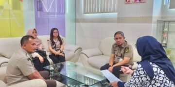 Kepala UPT V Bapenda Medan Sambangi Wajib Pajak Sampoerna Academy dan Komplek Citra Garden