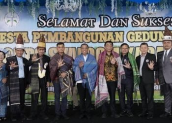 Bupati Karo Antonius Ginting Hadiri Pesta Pembangunan Gedung Gereja GKPS Syaloom Kabanjahe 