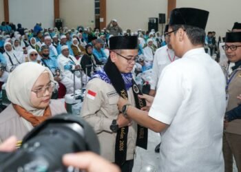 Tiba di Asrama Haji, Rico dan Zakiyuddin Sambut Hangat Kepulangan Jemaah Haji Kloter 14 Asal Kota Medan