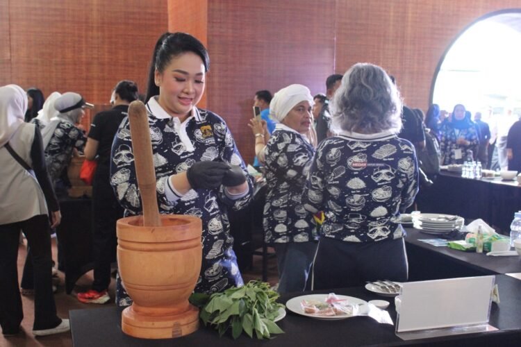 Lewat Tangan Airin Rico Waas, Daun Ubi Tumbuk Melesat ke Panggung Nusantara