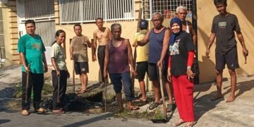 Menyambut HUT ke-81 RI, Warga Lingkungan 3 TSM III Gotong Royong