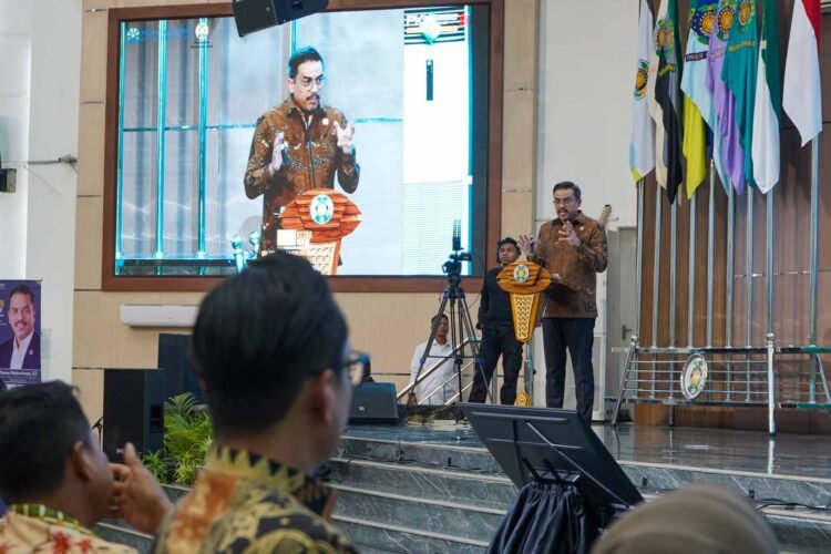 Bursa Wirausaha Unggulan Digelar di USU, Rico Waas Dorong UMKM Berani Memulai