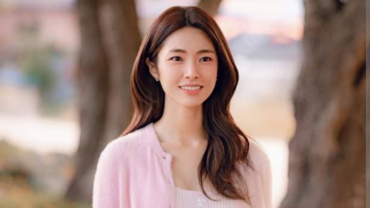 Kontroversi Ha Young, Kakek Buyut Pro-Jepang: Agensi Minta Maaf