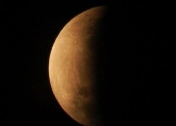 Besok Langit Dihiasi Gerhana Bulan Sebagian, Bisakah Terlihat di Indonesia?