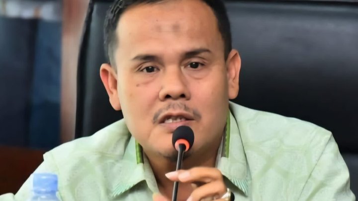 Erwin Saleh Divonis Bebas, Muslim : Cabut Hukuman Disiplinnya!