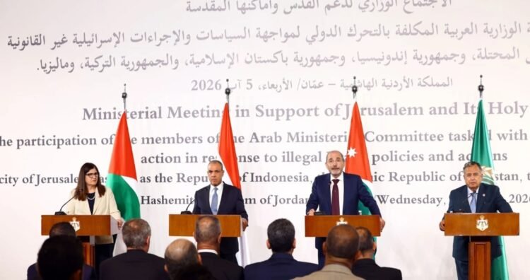 Konflik Gaza, Hamas Desak 8 Negara Muslim Tekan Israel Patuhi Gencatan Senjata
