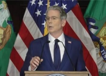 Selain Perang, AS Luncurkan Operasi Economic Outcast Bidik Jalur Uang Iran