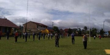 Bhabinkamtibmas dan Babinsa Gembleng Paskibraka Tigabinanga Sambut HUT RI Ke-81
