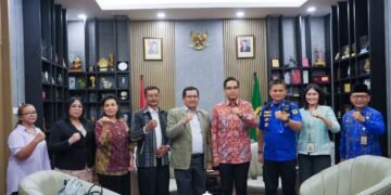 Rico Waas Apresiasi Transformasi HKBP, Dorong Penguatan Iman di Tengah Keluarga
