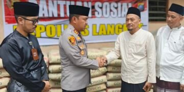 Kapolres Langkat Salurkan Bantuan Material Untuk Pembangunan Mesjid Al- Ikhlas