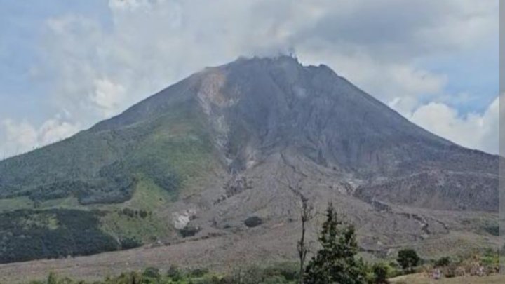 Gunung Sinabung Siaga! Warga Diminta Mengungsi