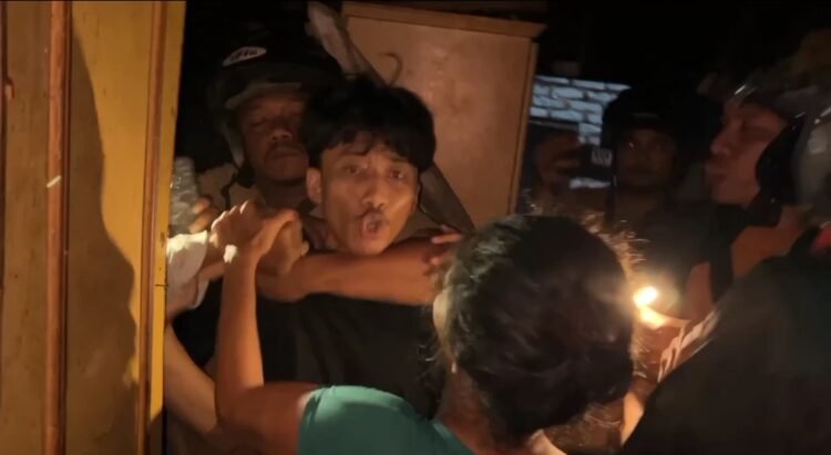 Pengedar Sabu Ditangkap, Keluarga Menghalangi