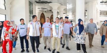 Bersih-Bersih Islamic Center, Zakiyuddin Ajak Warga Medan Hidupkan Lagi Semangat Gotong Royong