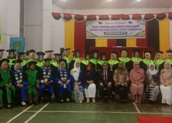 Akbid Armina Centre Panyabungan Wisuda 27 Mahasiswa Kebidanan Angkatan XVII TA.2025/2026