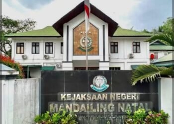 Tersangka Cabul Anak di Siabu Dijebloskan di Lapas Sipagapaga